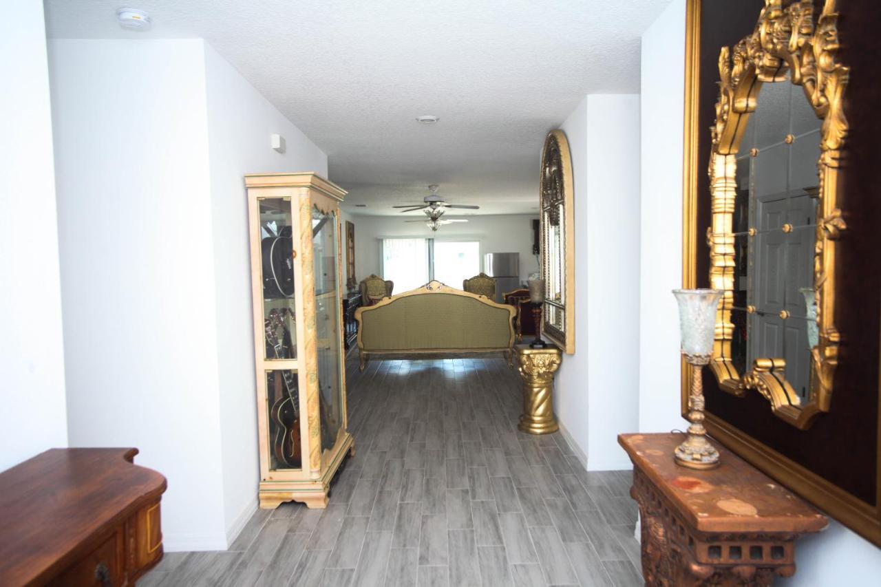A Beautiful Queen Bedroom 奥兰多 外观 照片