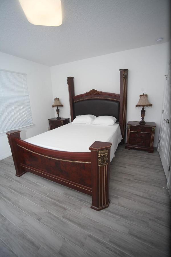 A Beautiful Queen Bedroom 奥兰多 外观 照片