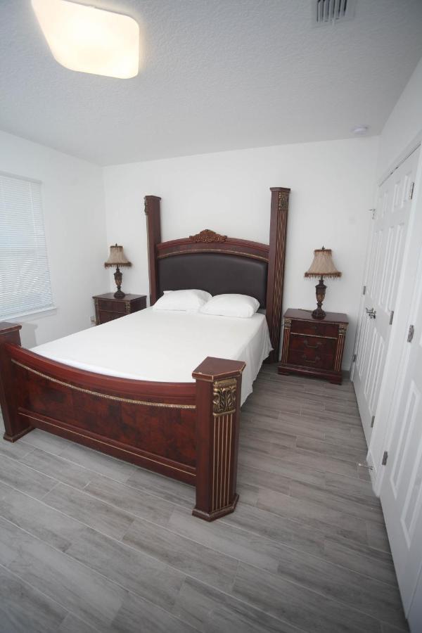 A Beautiful Queen Bedroom 奥兰多 外观 照片