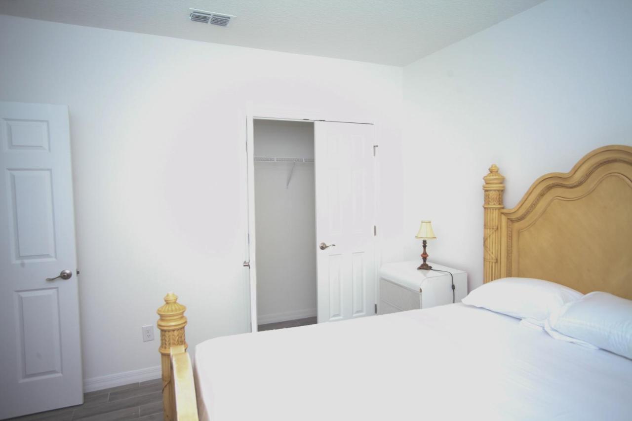 A Beautiful Queen Bedroom 奥兰多 外观 照片