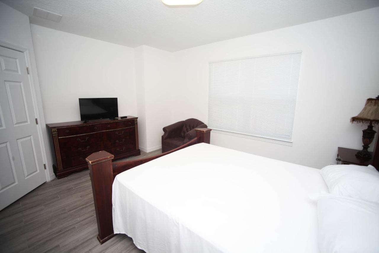 A Beautiful Queen Bedroom 奥兰多 外观 照片
