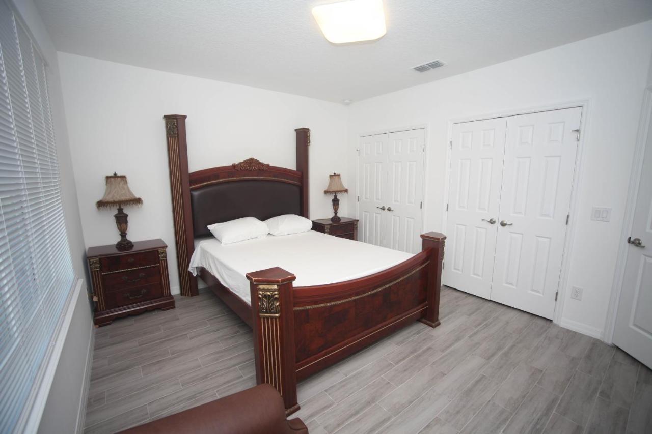 A Beautiful Queen Bedroom 奥兰多 外观 照片